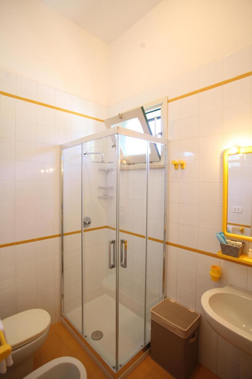 Villa Edda Heated Pool غالاتينا الغرفة الصورة